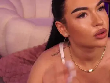 Bongacams Free Porn Cam of SashaLorrenz