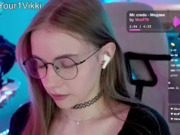 Bongacams Adult Webcams of -VikkiL0vesCheese-
