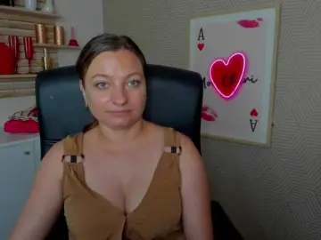 Bongacams Sex Cam of angelaLove13