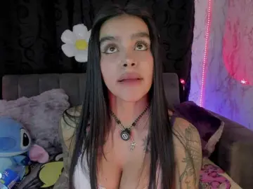 Bongacams Best live sex cam show of laurencamila1