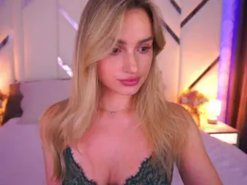 Bongacams Adult Video Chat of FloraGreys