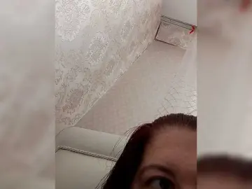 Bongacams Live Sex Cam of SweetDimond5
