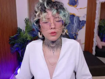 Bongacams Watch Live Sex Cams of Lyra-tay