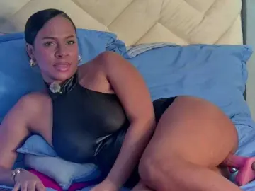 Bongacams Watch Live Sex Cams of Madeleinxxx
