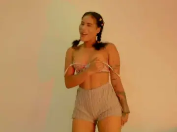 Bongacams Live Sex Cam of ribylove