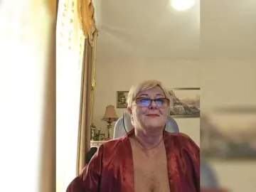 Bongacams Best live sex cam show of KarinkaSweet