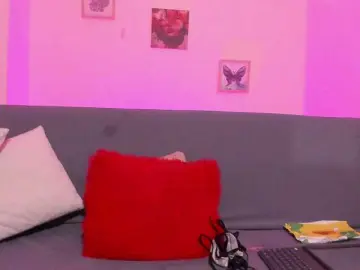 Bongacams Watch Live Sex Cams of Alana-Dolly