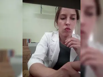 Bongacams Free Porn Cam of AlexSandi