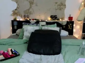 Bongacams Best live sex cam show of ElvinnaLaFrancaise
