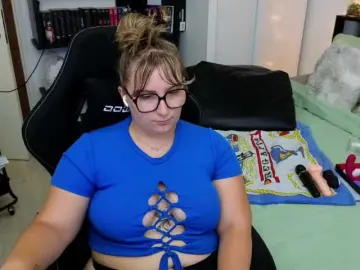 Bongacams Free Porn Cam of ElvinnaLaFrancaise
