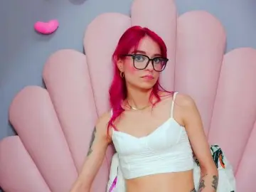 Bongacams Adult Video Chat of LUCYMILLER