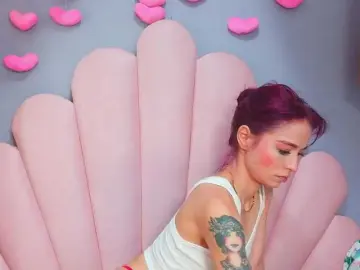 Bongacams Private Sex Chat of LUCYMILLER