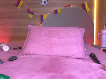 Bongacams Live Sex Cam of ale-evanz