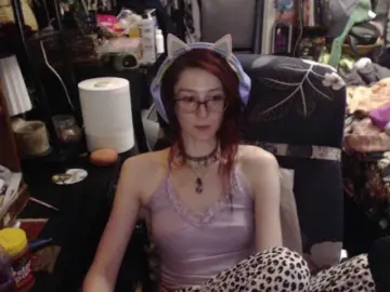 Bongacams Free Porn Cam of pussyxpaladin