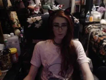 Bongacams Free Porn Cam of pussyxpaladin