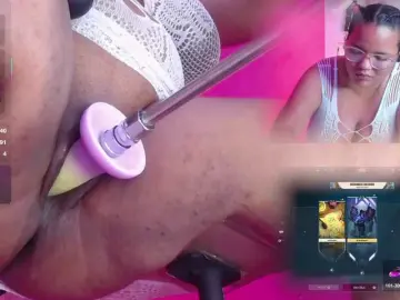 Bongacams Adult Webcam of MhiaRey