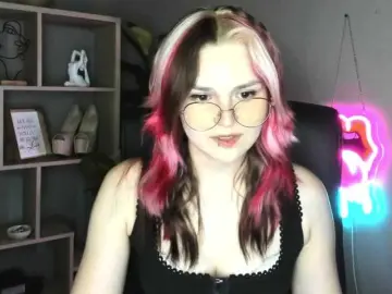 Bongacams Watch Live Sex Cams of SweetLilyxo