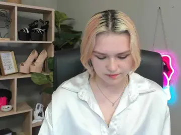 Bongacams Live Sex Cam of SweetLilyxo