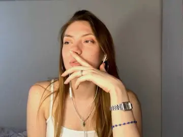 Bongacams Best live sex cam show of MyrticeDollen