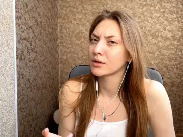 Bongacams Live Sex Cam of MyrticeDollen