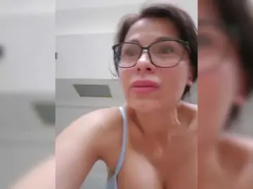 Bongacams Live Porn of SophieMary