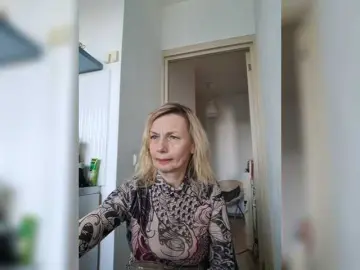 Bongacams Best Webcam of ShiningMILF