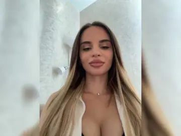 Bongacams Best live sex cam show of LedyMiya