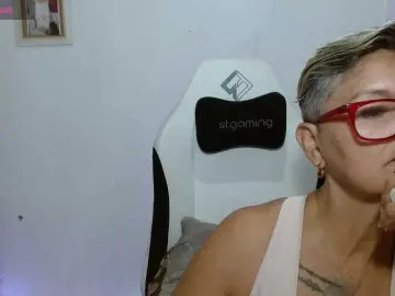 Bongacams Free Porn Cam of bety-cum3