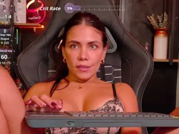 Bongacams Watch Live Sex Cams of APRILHILL