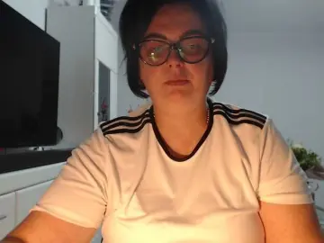 Bongacams Sex Cam of Emyllywhite