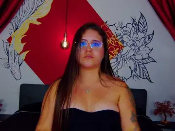 Bongacams Free Live Porn of Lia-Avalonn