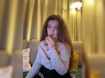 Bongacams Live Sex Cam of sweetkarinaa