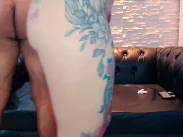 Bongacams Live Porn of AmelieandRoss