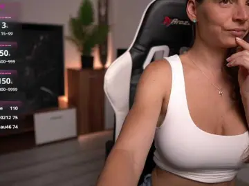 Bongacams Live Sex Cam of Laurushka