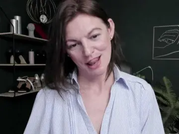 Bongacams Live Sex Cam of mrsVivian