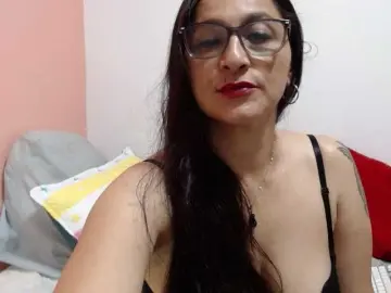 Bongacams Sex Cam of KarinaSuarez1