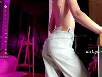 Bongacams Watch Live Sex Cams of SweetieTati