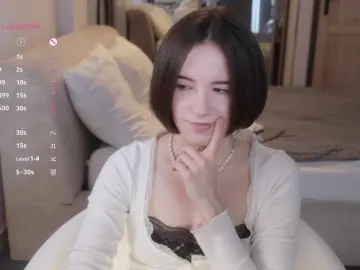 Bongacams Free Porn Cam of -FemaleEssence-