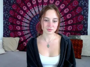 Bongacams Live Sex of AdalynFlirt