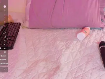 Bongacams Best live sex cam show of skinnyprinces