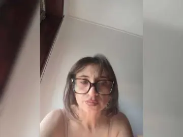 Bongacams Nude Webcam of gabyenlalunax
