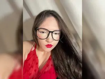 Bongacams Watch Live Sex Cams of Cute-Lolly