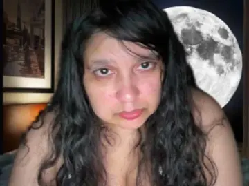 Bongacams Free Live Porn of DUMBHOEMELANIE