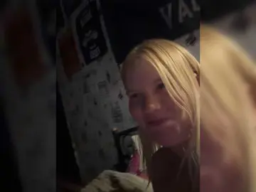 Bongacams Live Sex Cam of NIKADELE