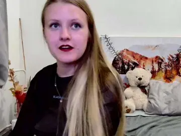 Bongacams Adult Video Chat of xmileygreyx