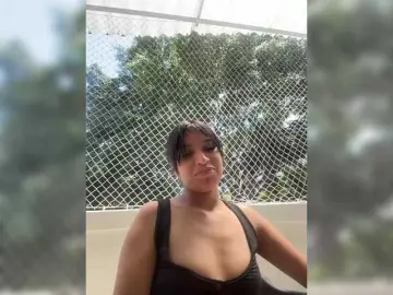 Bongacams Live Sex Cam of ChloeMontes