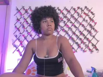 Bongacams Adult Webcams of naughtyebonyy
