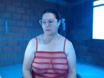 Bongacams Nude Webcam of rouseehotglad