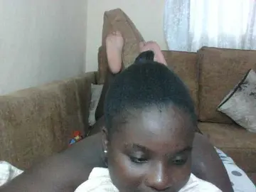 Bongacams Live Sex Cam of Hotybobbies