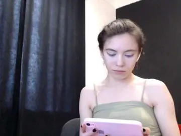 Bongacams Free Porn Cam of Feyka-dream